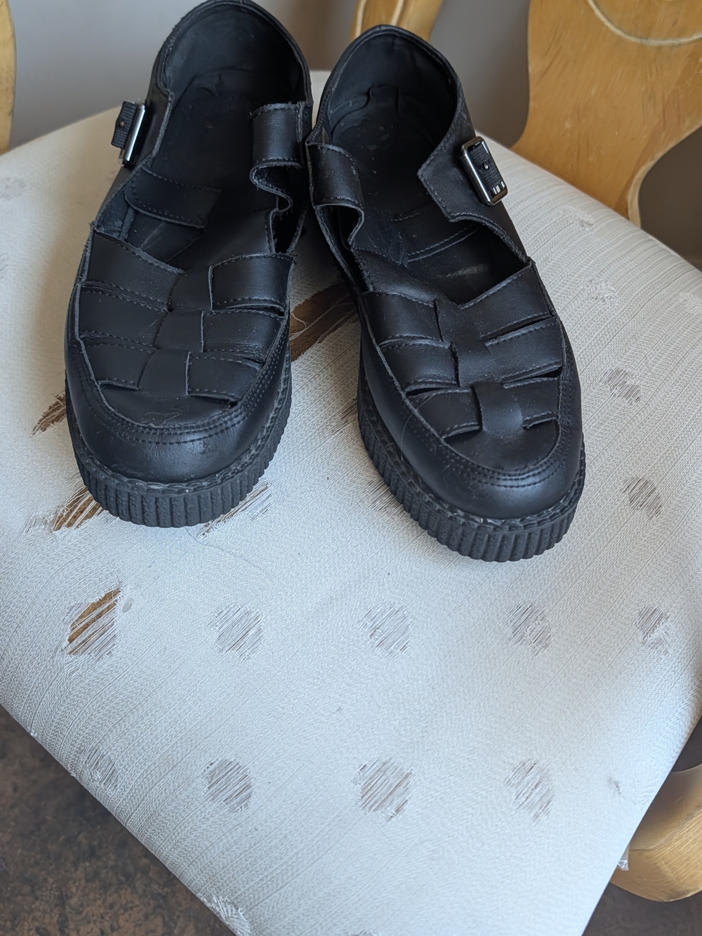 OT.U.K Shoes